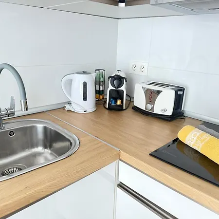 Bristol Sunset Private